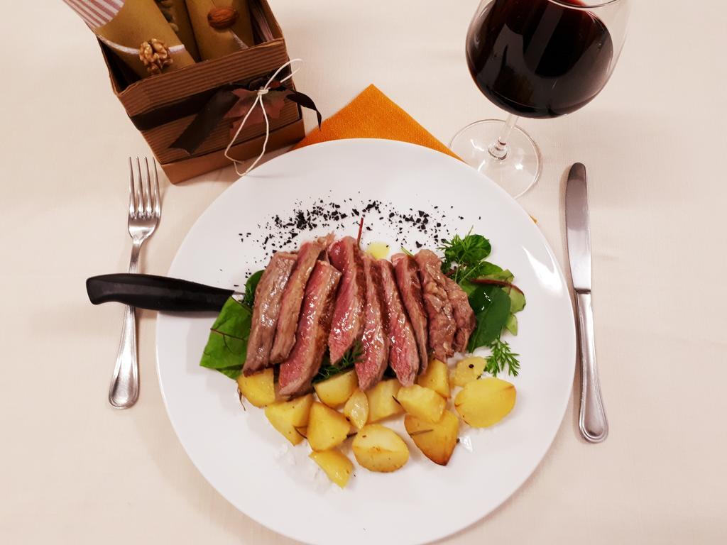 Locanda Dell'Arzente San Salvatore Monferrato Ngoại thất bức ảnh